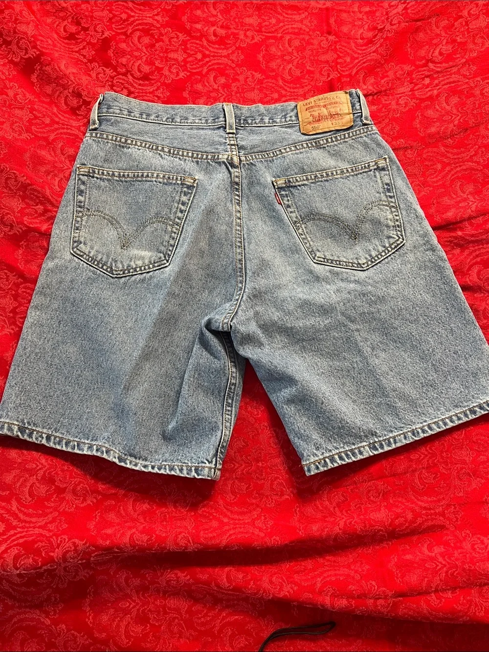 Levi's 550 Relaxed Fit Denim Shorts Men's 33 Light Wash Blue Jean Shorts
